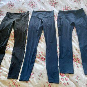 3 Lululemon Women's Size 6 Leggings: 1 Black 2 Navy; 2 w/ 28" Inseams + Pockets